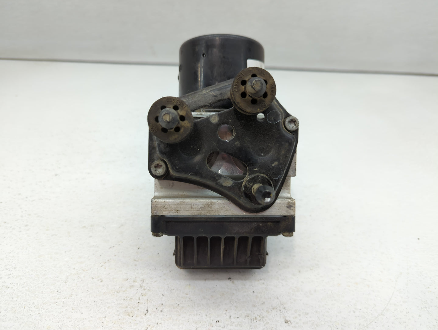 2012-2014 Nissan Murano ABS Pump Control Module Replacement P/N:3C0 614 109 AF 47660 1V40A Fits Fits 2012 2013 2014 OEM Used