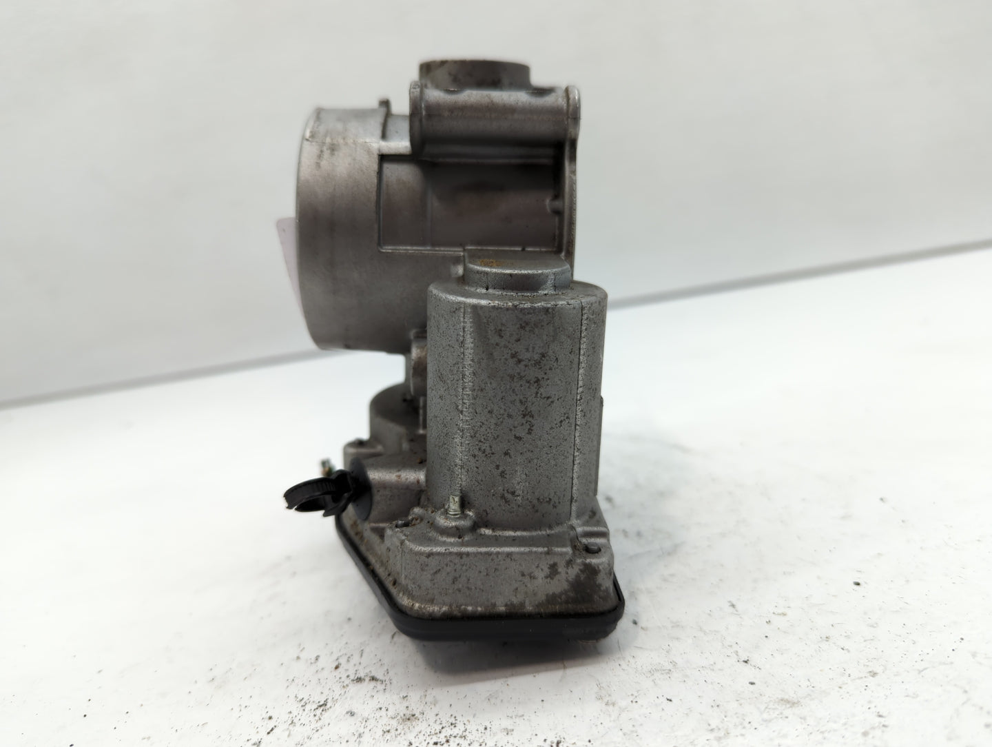 2009-2014 Nissan Murano Throttle Body P/N:H1308B-0599 Fits Fits 2007 2008 2009 2010 2011 2012 2013 2014 OEM Used Auto Parts 