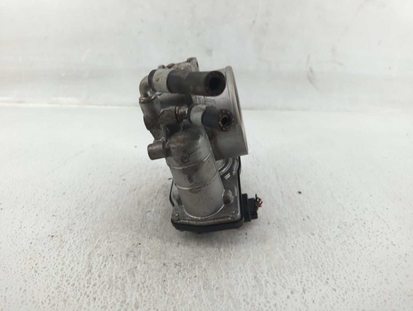2009-2014 Nissan Murano Throttle Body P/N:526-01 Fits Fits 2007 2008 2009 2010 2011 2012 2013 2014 OEM Used Auto Parts - Oem