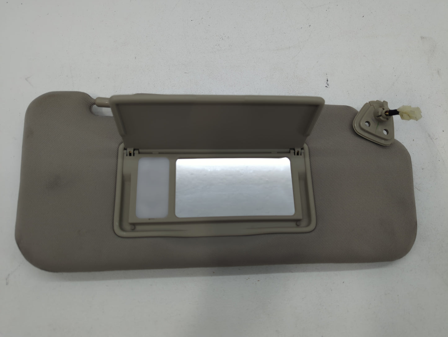2009-2014 Nissan Murano Sun Visor Shade Replacement Passenger Right Mirror Fits Fits 2009 2010 2011 2012 2013 2014 OEM Used 