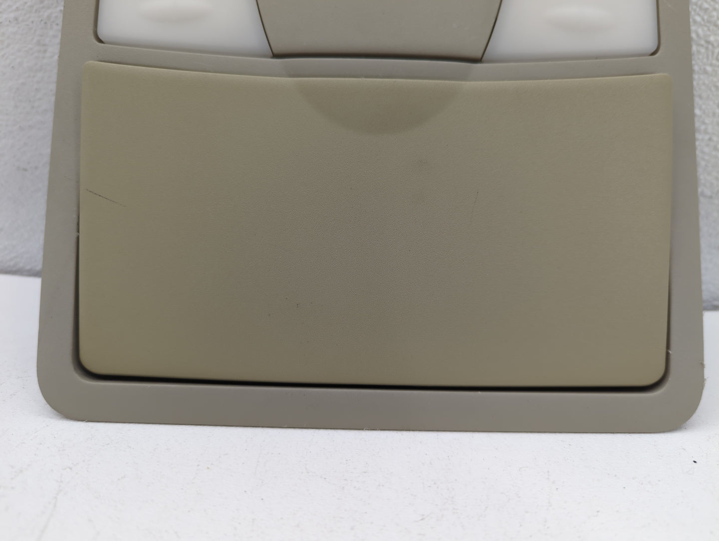 2012 Nissan Murano Overhead Roof Console - Oemusedautoparts1.com