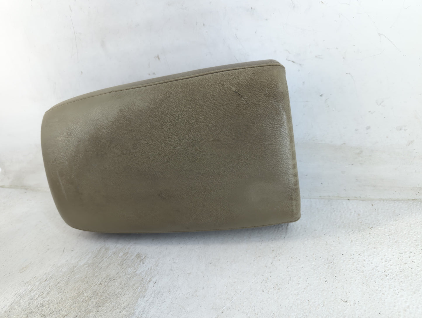 2012 Nissan Murano Center Console Armrest Cover Lid Fits OEM Used Auto Parts - Oemusedautoparts1.com