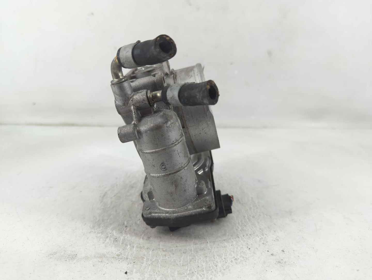 2009-2014 Nissan Murano Throttle Body P/N:K1902 526-01 Fits Fits 2007 2008 2009 2010 2011 2012 2013 2014 OEM Used Auto Parts