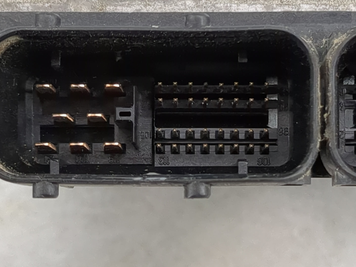 2012 Nissan Nv1500 PCM Engine Control Computer ECU ECM PCU OEM P/N:MEC150-010 C1 Fits OEM Used Auto Parts - Oemusedautoparts