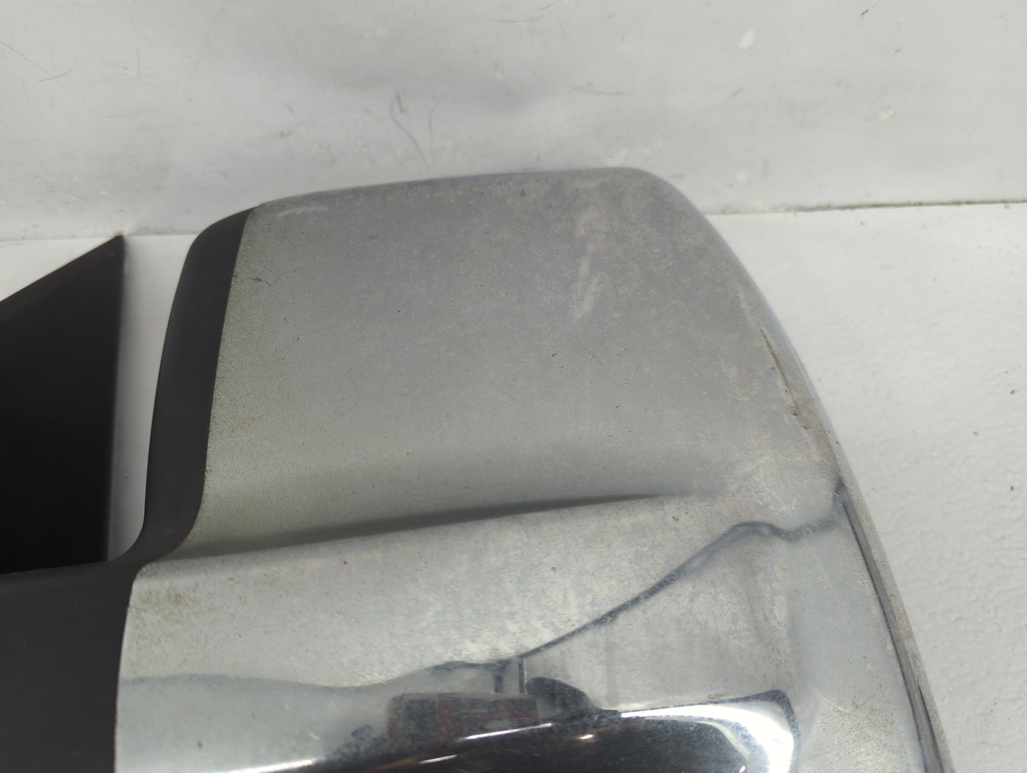 2012-2020 Nissan Nv2500 Driver Side View Mirror - Left Door Mirror OEM Used - Oemusedautoparts1.com