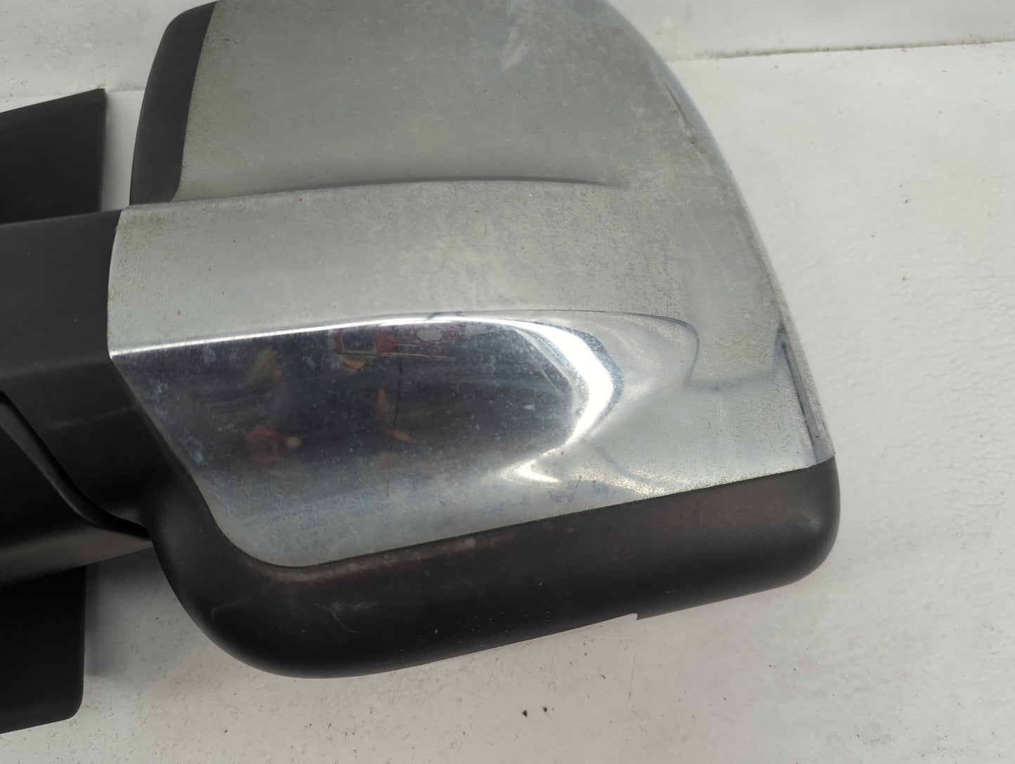 2012-2020 Nissan Nv2500 Driver Side View Mirror - Left Door Mirror OEM Used - Oemusedautoparts1.com