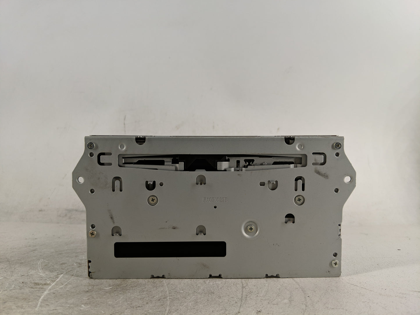2008-2012 Nissan Pathfinder Radio AM FM Cd Player Receiver Replacement P/N:25915 9GA2D Fits Fits 2008 2009 2010 2011 2012 OE