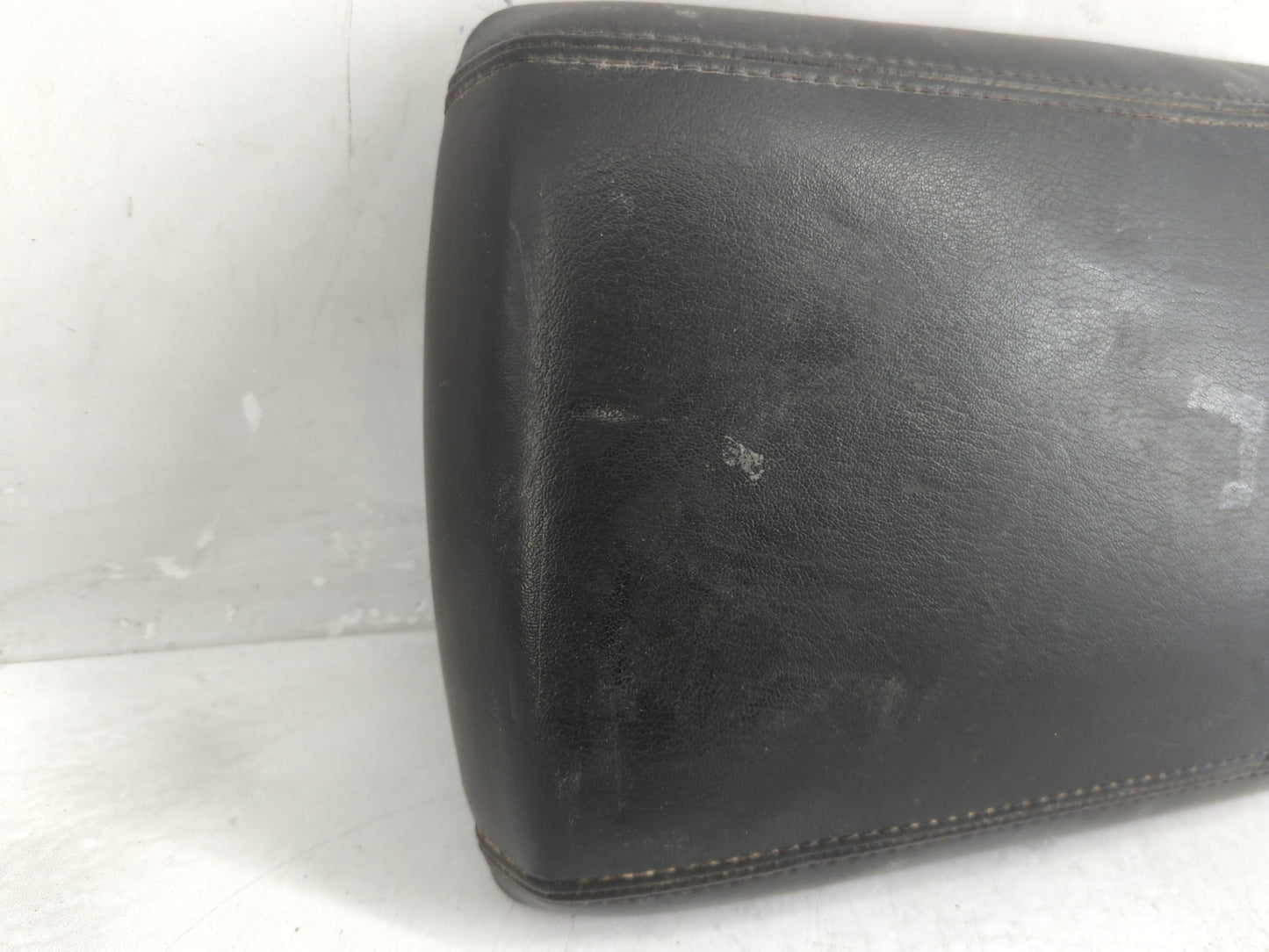 2012 Nissan Pathfinder Center Console Armrest Cover Lid Fits OEM Used Auto Parts - Oemusedautoparts1.com
