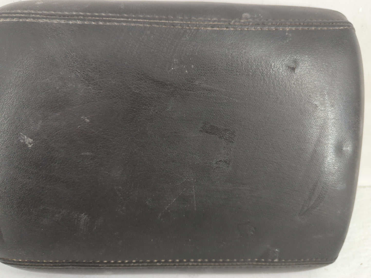 2012 Nissan Pathfinder Center Console Armrest Cover Lid Fits OEM Used Auto Parts - Oemusedautoparts1.com