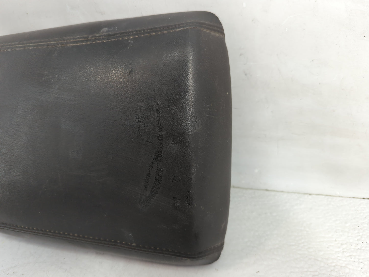 2012 Nissan Pathfinder Center Console Armrest Cover Lid Fits OEM Used Auto Parts - Oemusedautoparts1.com