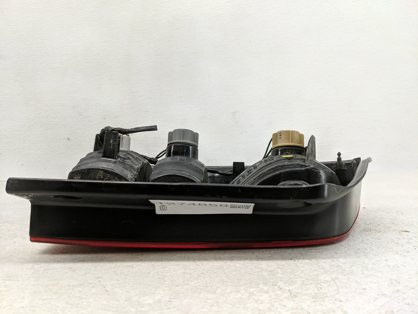 2005-2012 Nissan Pathfinder Tail Light Assembly Passenger Right OEM Fits Fits 2005 2006 2007 2008 2009 2010 2011 2012 OEM Us