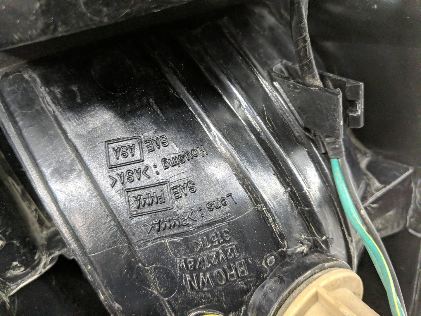 2005-2012 Nissan Pathfinder Tail Light Assembly Passenger Right OEM Fits Fits 2005 2006 2007 2008 2009 2010 2011 2012 OEM Us