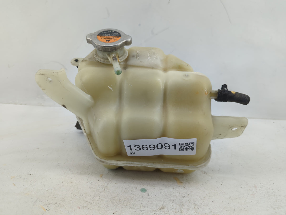 2008 Nissan Pathfinder Radiator Coolant Overflow Expansion Tank Bottle 1369091 - Oemusedautoparts1.com