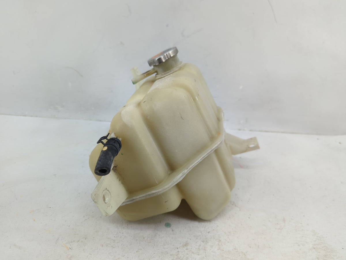 2008 Nissan Pathfinder Radiator Coolant Overflow Expansion Tank Bottle 1369091 - Oemusedautoparts1.com
