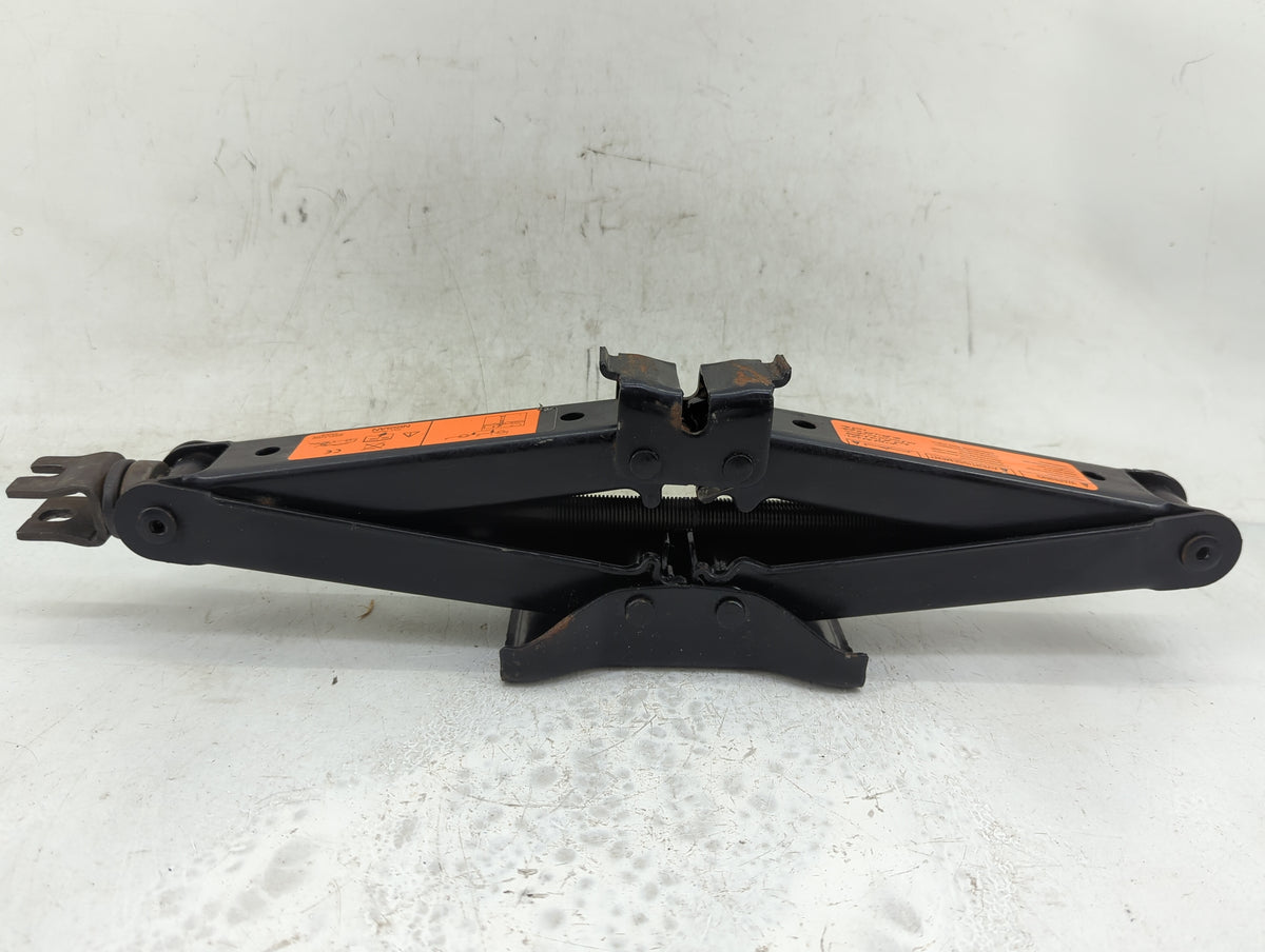 2012 Nissan Pathfinder Spare Scissor Car Jack - Oemusedautoparts1.com