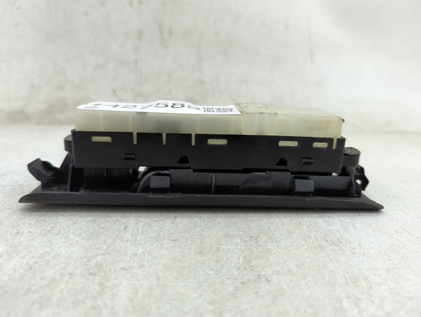 2007-2012 Nissan Pathfinder Master Power Window Switch Replacement Driver Side Left P/N:25401-ZL10C Fits OEM Used Auto Parts