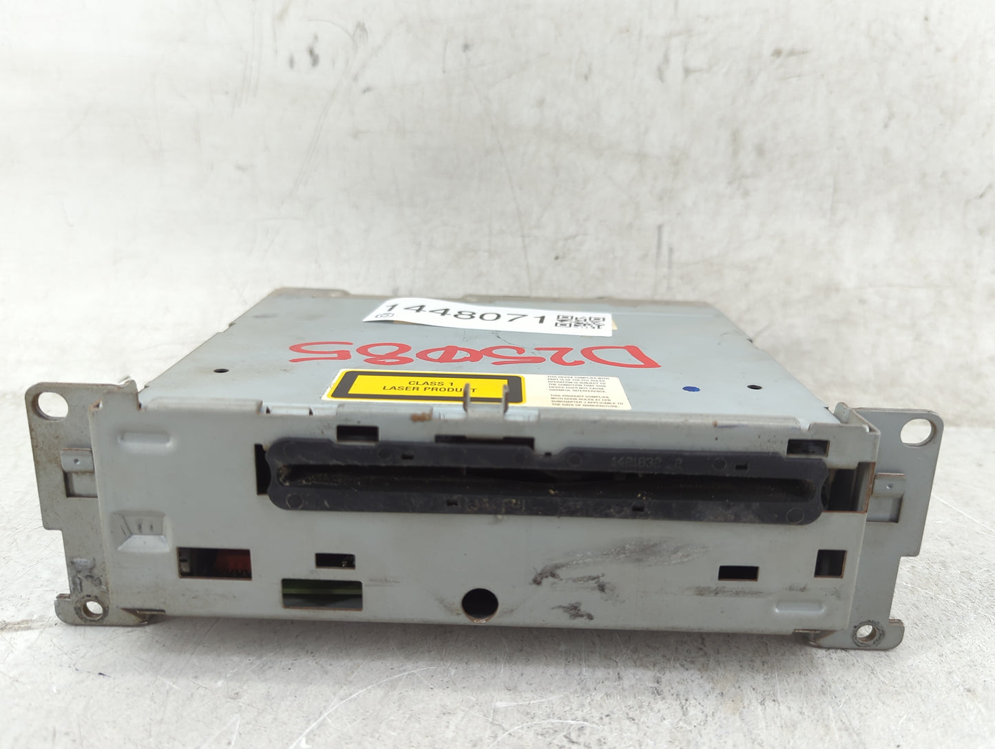 2008-2012 Nissan Pathfinder Radio AM FM Cd Player Receiver Replacement Fits Fits 2008 2009 2010 2011 2012 OEM Used Auto Part