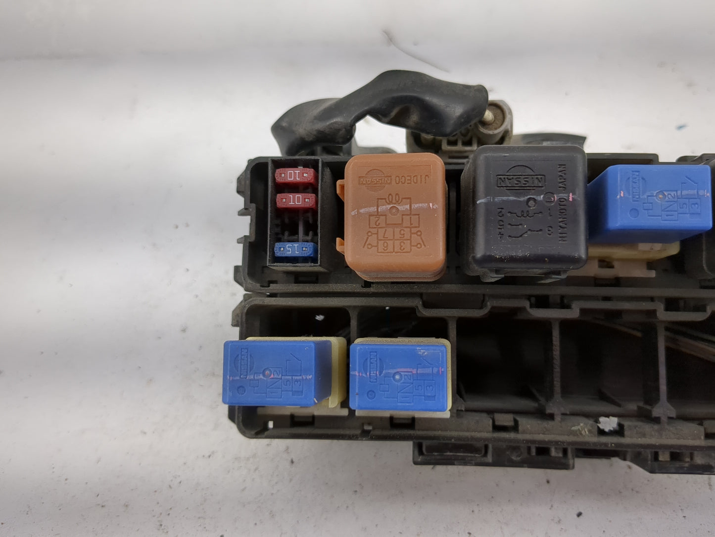 2010-2012 Nissan Pathfinder Fusebox Fuse Box Panel Relay Module P/N:24382 ZP00B Fits OEM Used Auto Parts - Oemusedautoparts1