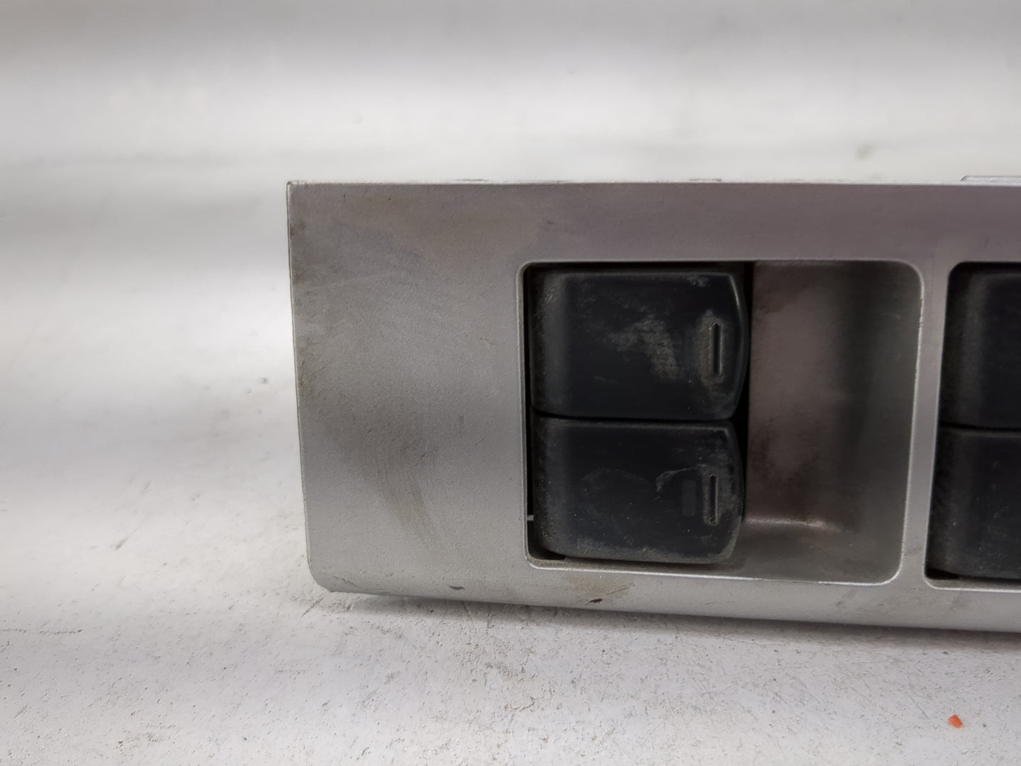 2007-2012 Nissan Pathfinder Master Power Window Switch Replacement Driver Side Left P/N:25401 ZL10C Fits OEM Used Auto Parts