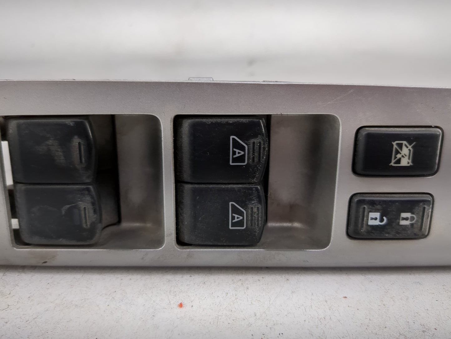2007-2012 Nissan Pathfinder Master Power Window Switch Replacement Driver Side Left P/N:25401 ZL10C Fits OEM Used Auto Parts
