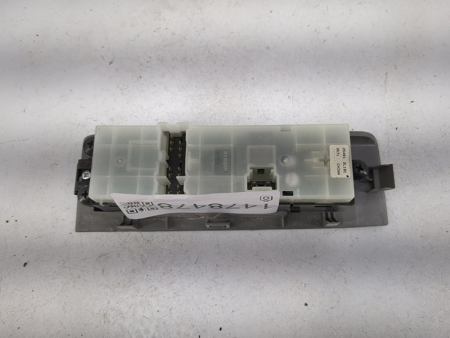 2007-2012 Nissan Pathfinder Master Power Window Switch Replacement Driver Side Left P/N:25401 ZL10C Fits OEM Used Auto Parts
