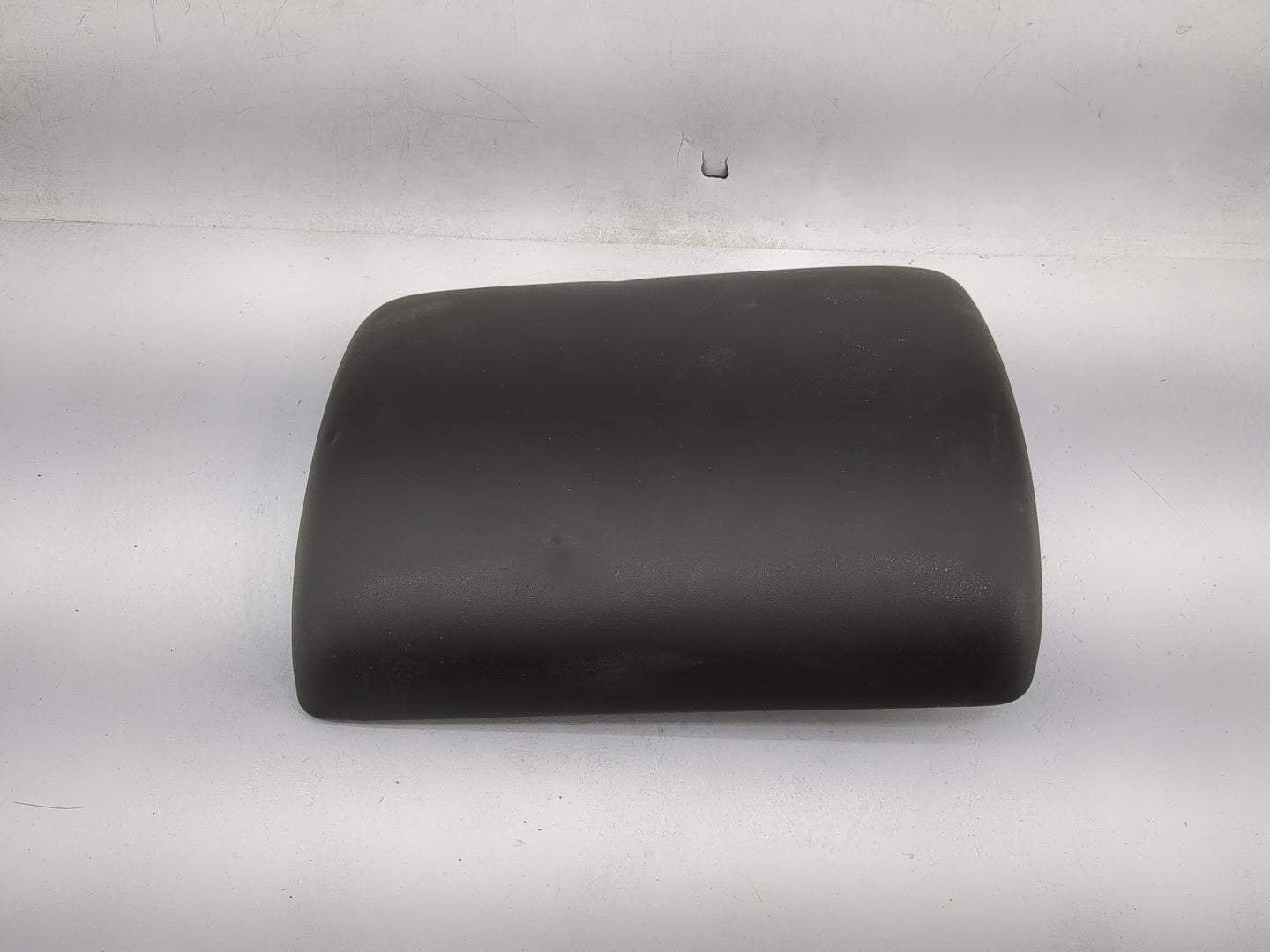2012 Nissan Pathfinder Center Console Armrest Cover Lid P/N:120130 Fits OEM Used Auto Parts - Oemusedautoparts1.com