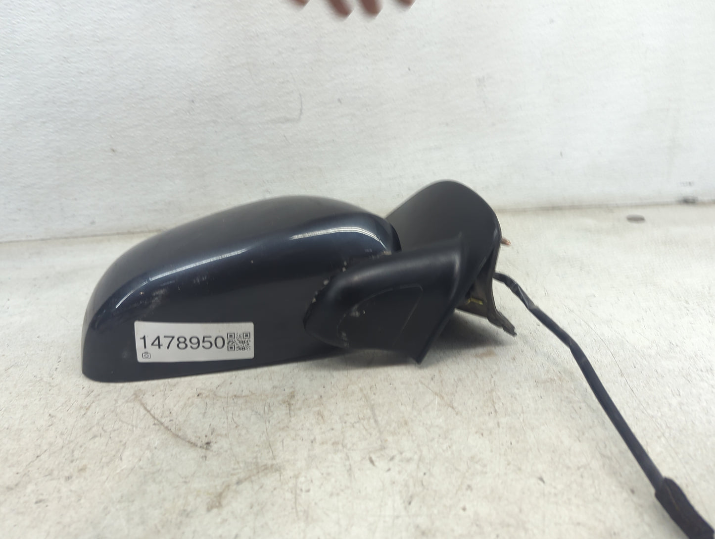 2005-2012 Nissan Pathfinder Passenger Side View Mirror - Right Door Mirror OEM Used - Oemusedautoparts1.com