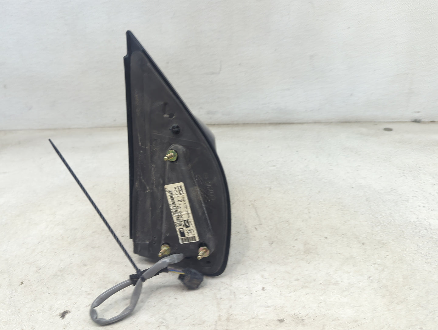 2005-2012 Nissan Pathfinder Driver Side View Mirror - Left Door Mirror OEM Used - Oemusedautoparts1.com
