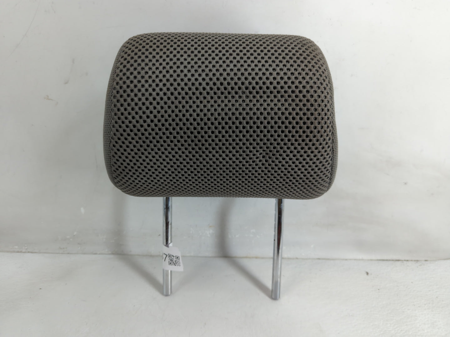 2012 Nissan Pulsar Headrest Head Rest Rear Seat Fits OEM Used Auto Parts - Oemusedautoparts1.com