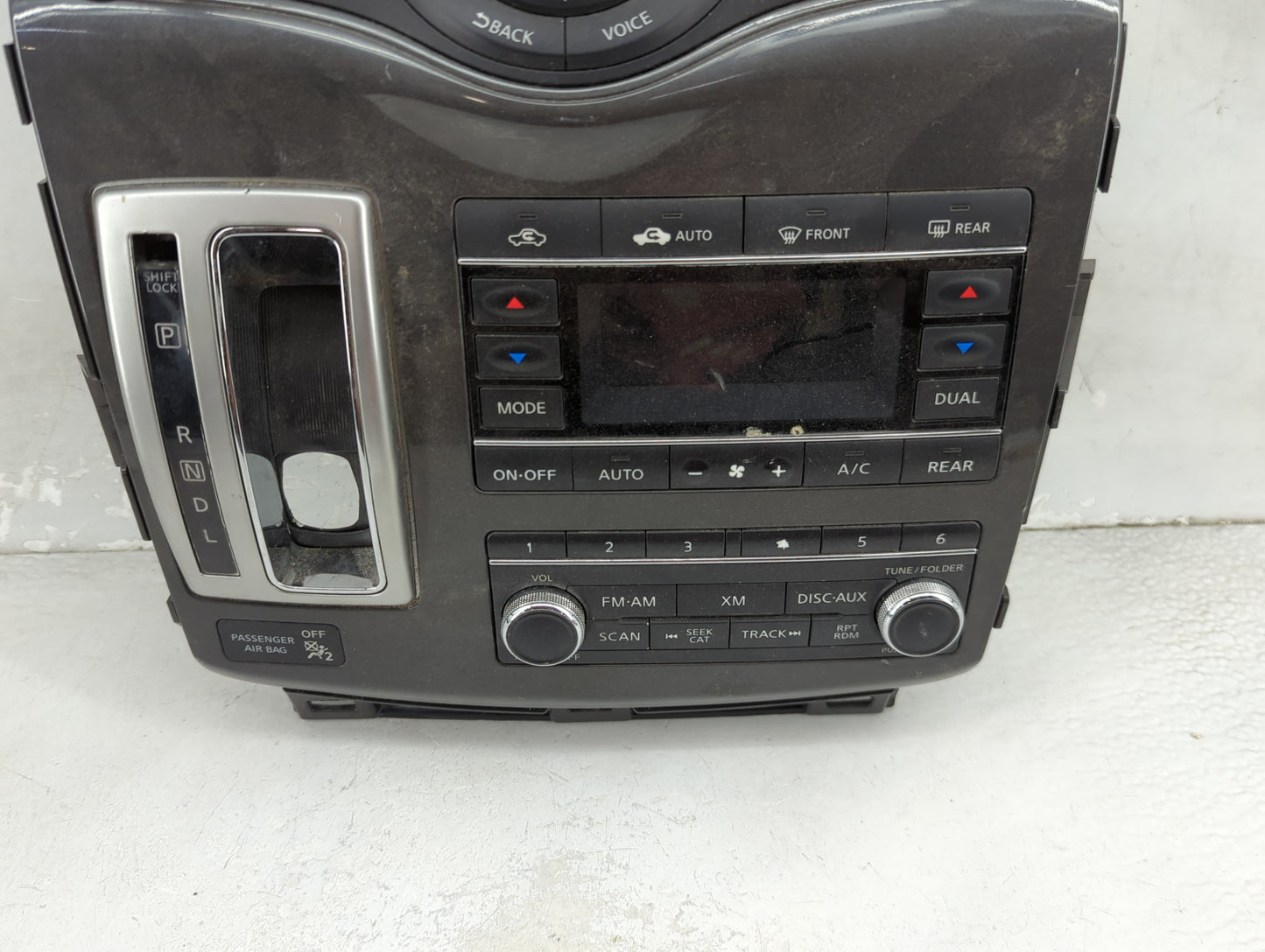2011-2012 Nissan Quest Radio Control Panel - Oemusedautoparts1.com