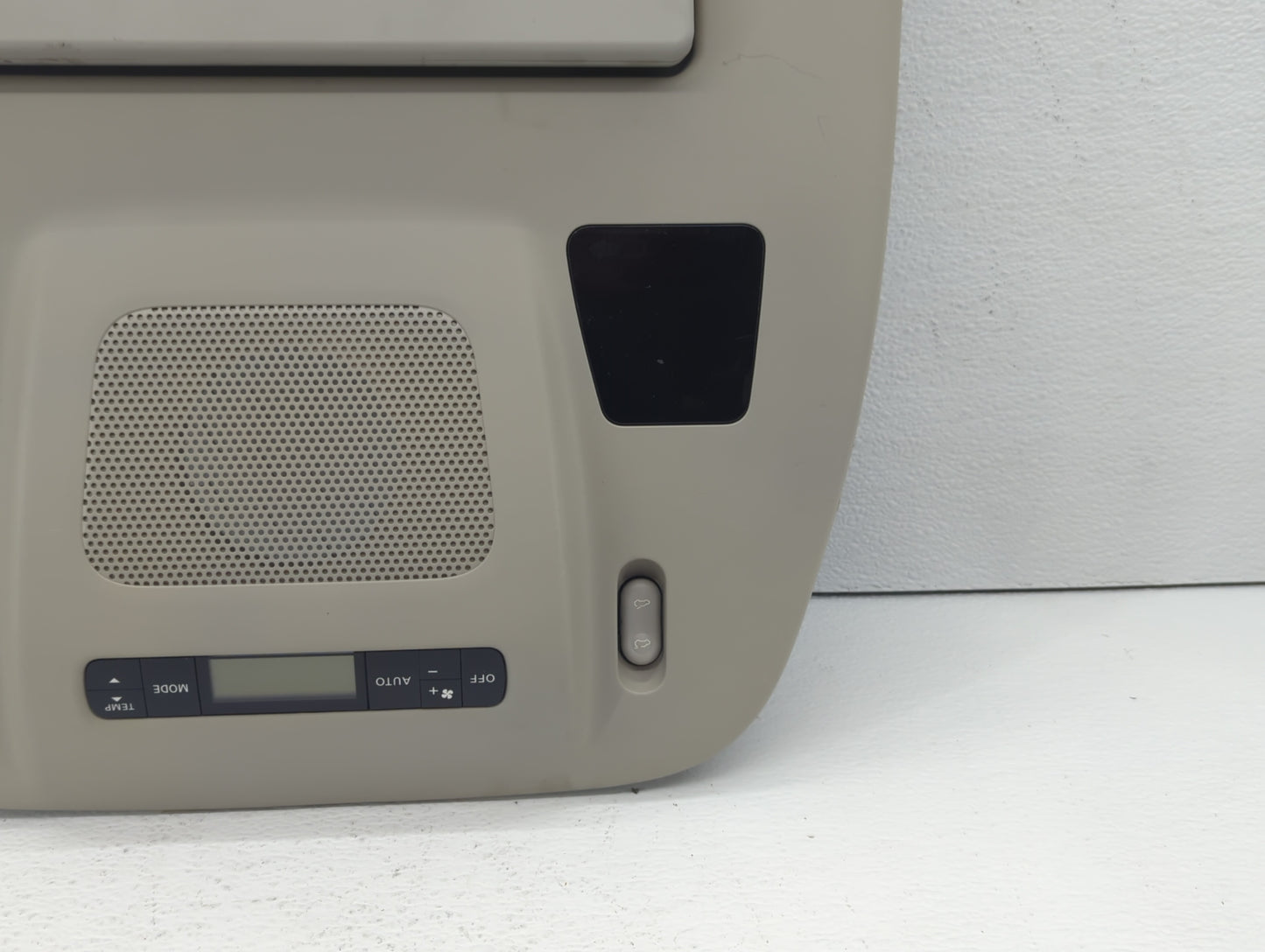 2011-2017 Nissan Quest Overhead Roof Console Light Beige - Oemusedautoparts1.com