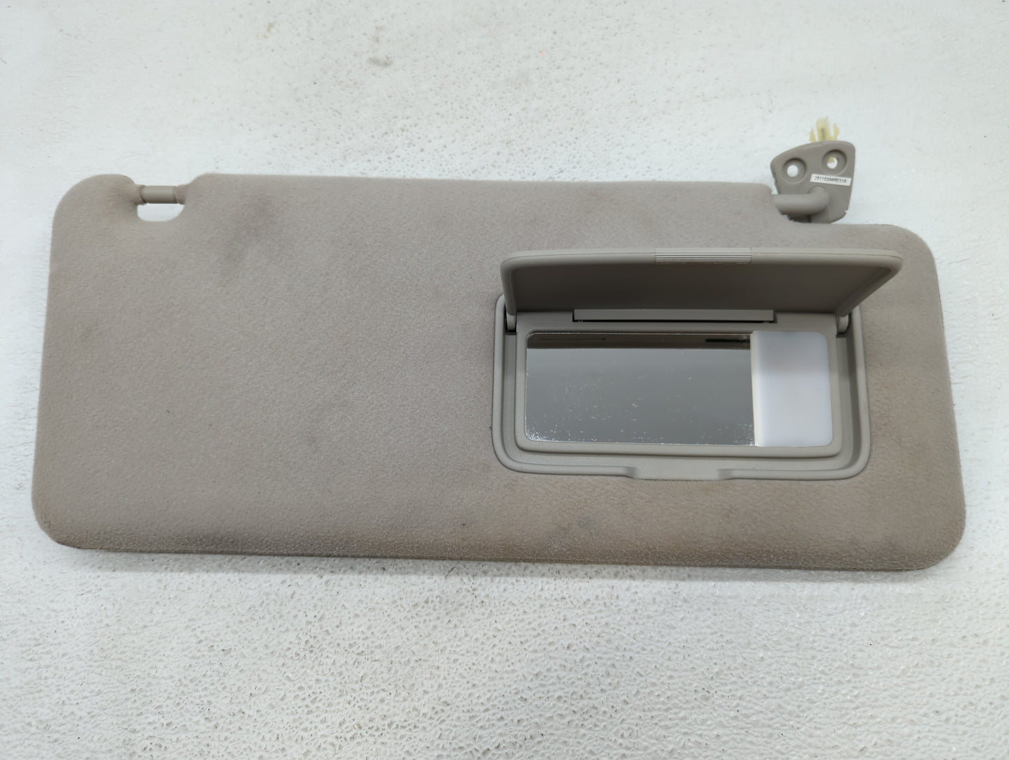 2011-2017 Nissan Quest Sun Visor Shade Replacement Passenger Right Mirror Fits Fits 2011 2012 2013 2014 2015 2016 2017 OEM U