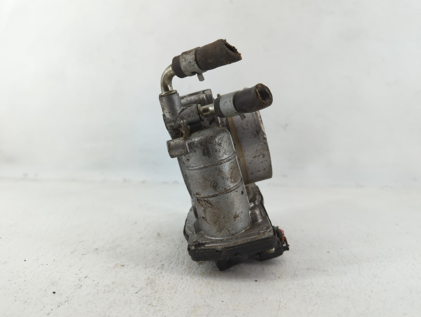 2011-2014 Nissan Quest Throttle Body P/N:SERA 5 2 6 0 1 1 Z 0 1 Fits Fits 2007 2008 2009 2010 2011 2012 2013 2014 OEM Used A