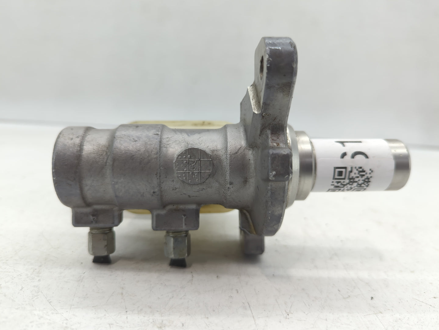 2011-2017 Nissan Quest Brake Master Cylinder - Oemusedautoparts1.com