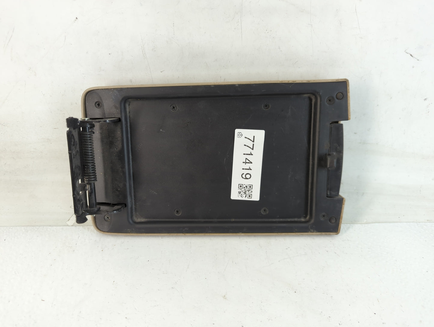 2012 Nissan Quest Center Console Armrest Cover Lid Fits OEM Used Auto Parts - Oemusedautoparts1.com