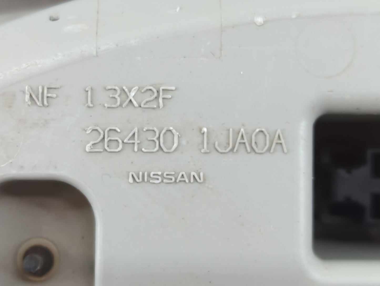 2011-2017 Nissan Quest Overhead Roof Console Interior Dome Light - Oemusedautoparts1.com