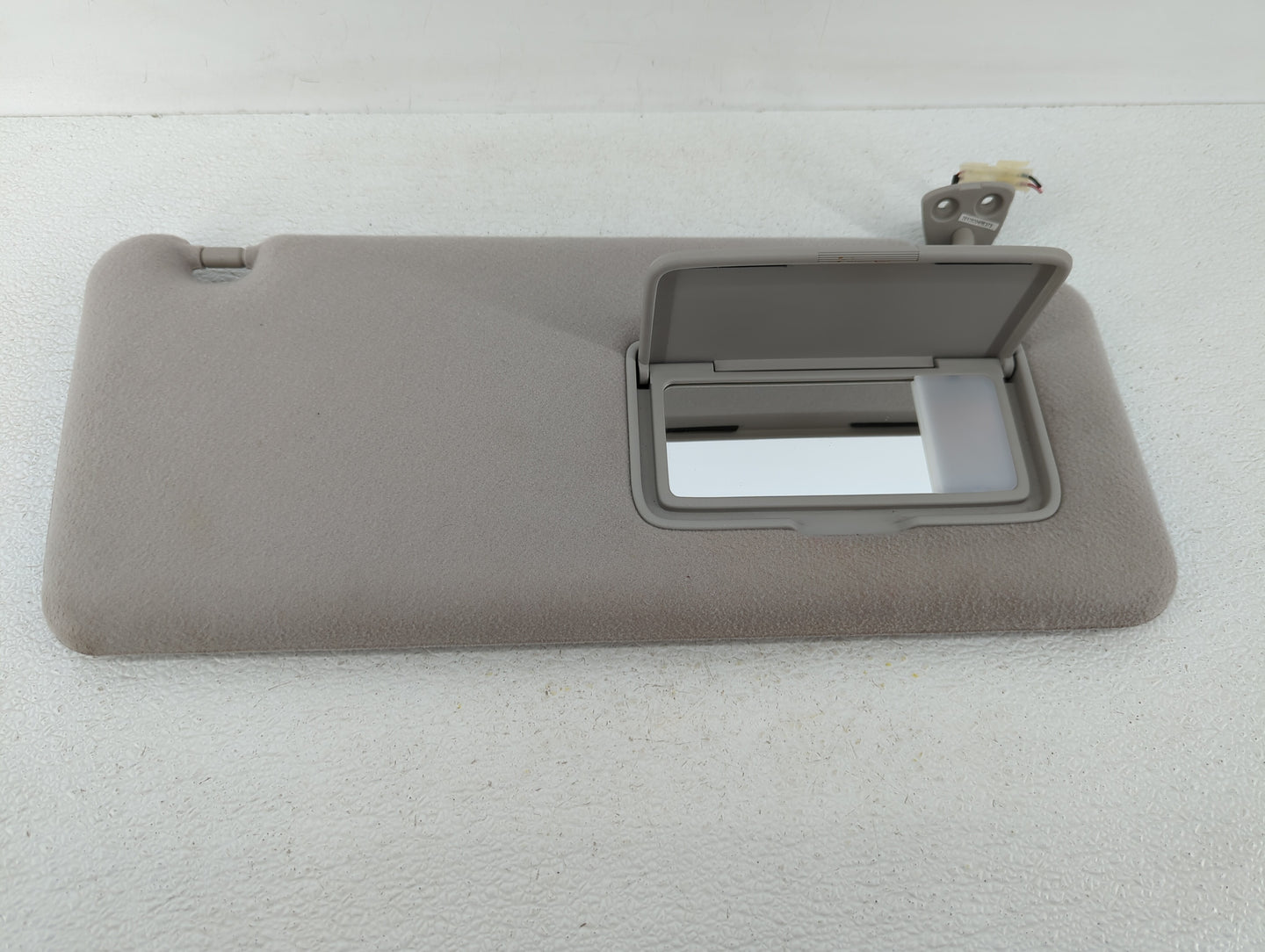 2012 Nissan Quest Sun Visor Shade Replacement Passenger Right Mirror Fits Fits 2011 2013 2014 2015 2016 2017 OEM Used Auto P