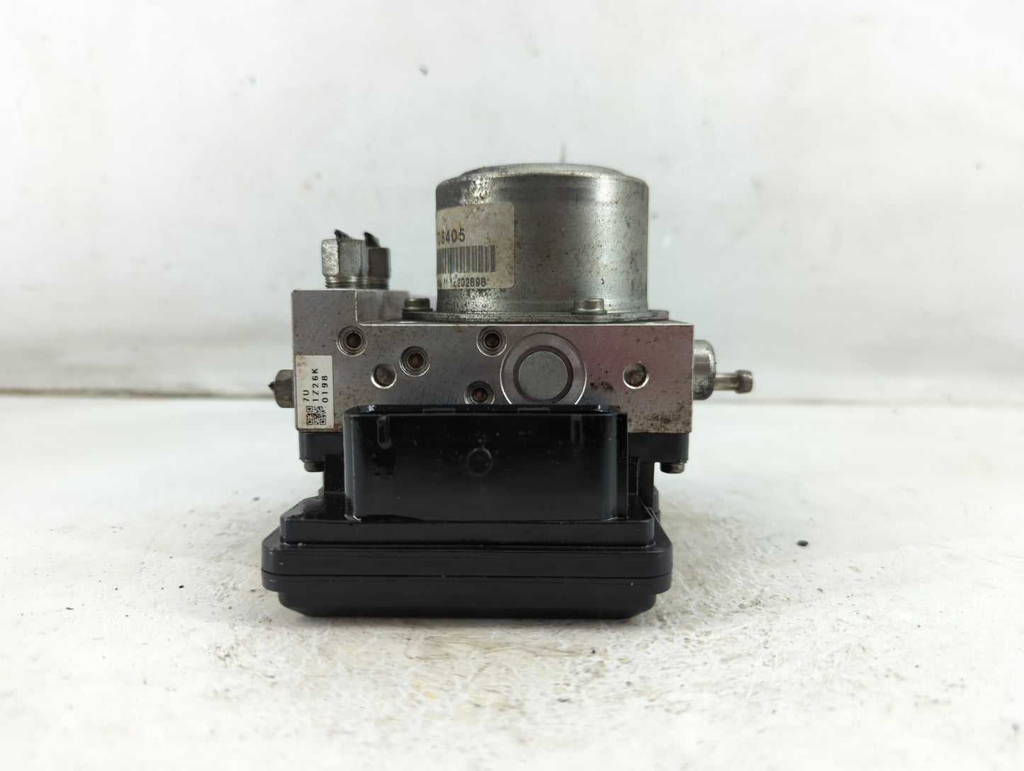 2012-2015 Nissan Rogue ABS Pump Control Module Replacement P/N:TD8405 Fits Fits 2012 2013 2014 2015 OEM Used Auto Parts - Oe