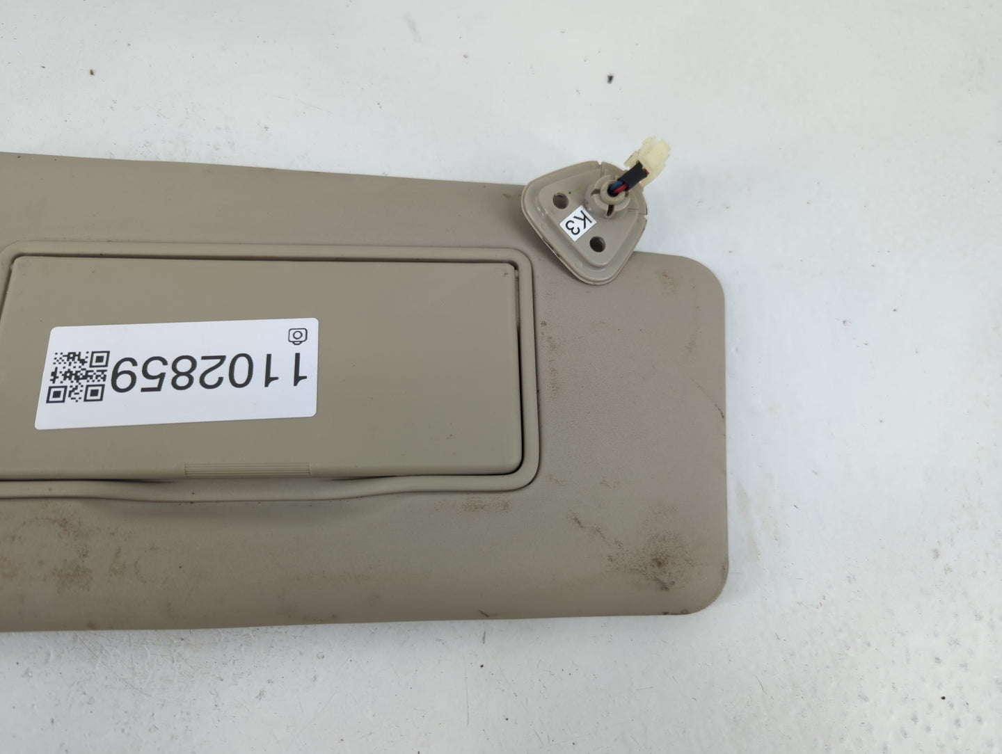 2008-2015 Nissan Rogue Sun Visor Shade Replacement Passenger Right Mirror Fits Fits 2008 2009 2010 2011 2012 2013 2014 2015 