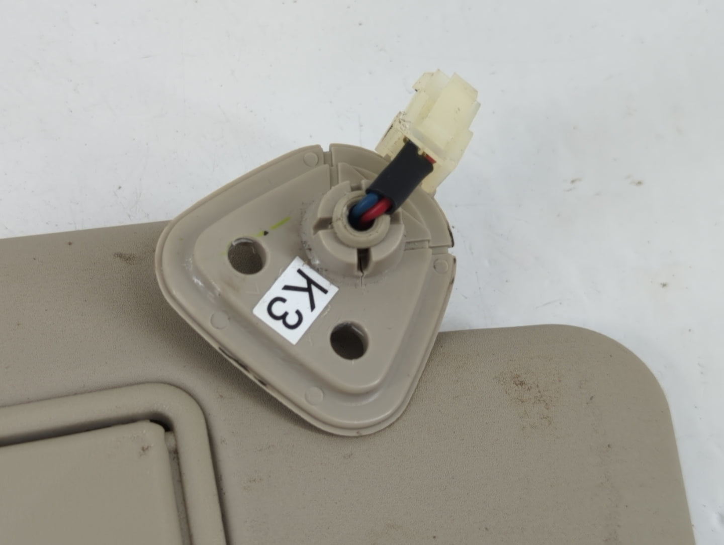 2008-2015 Nissan Rogue Sun Visor Shade Replacement Passenger Right Mirror Fits Fits 2008 2009 2010 2011 2012 2013 2014 2015 