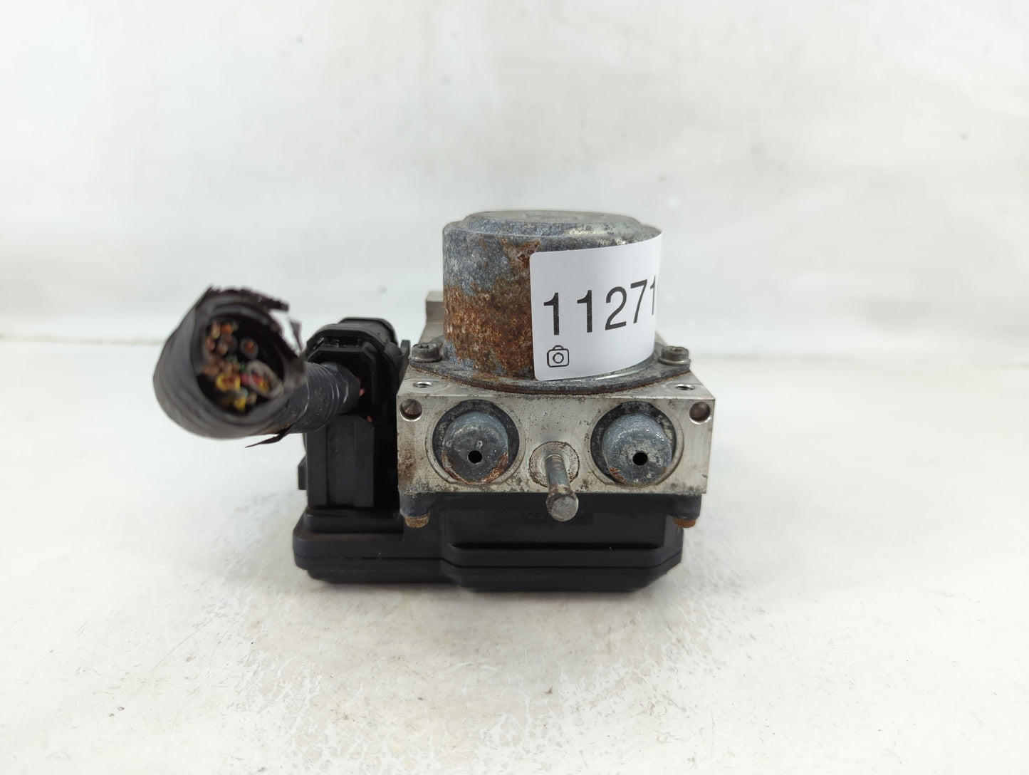 2012-2015 Nissan Rogue ABS Pump Control Module Replacement P/N:TD8405 Fits Fits 2012 2013 2014 2015 OEM Used Auto Parts - Oe