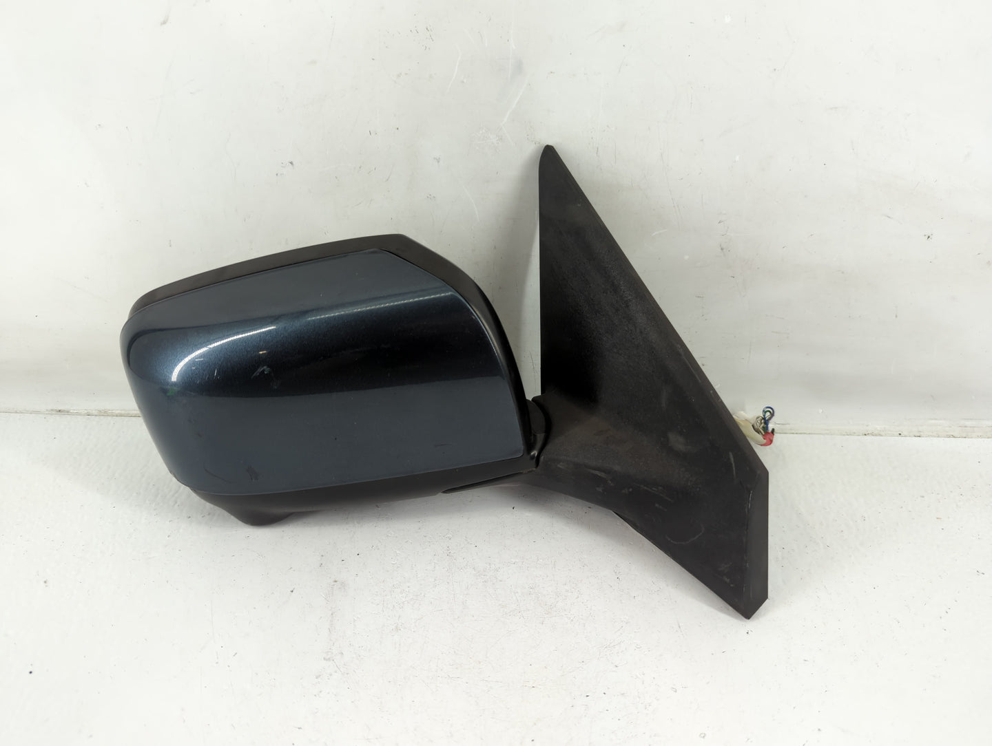 2012-2015 Nissan Rogue Passenger Side View Mirror - Right Door Mirror OEM Used - Oemusedautoparts1.com