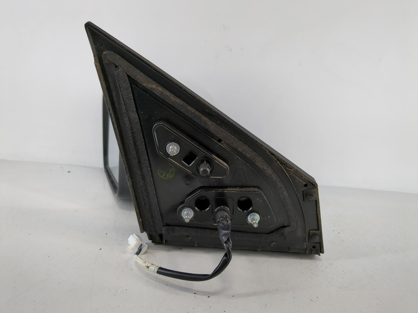 2008-2015 Nissan Rogue Driver Side View Mirror - Left Door Mirror OEM Used - Oemusedautoparts1.com