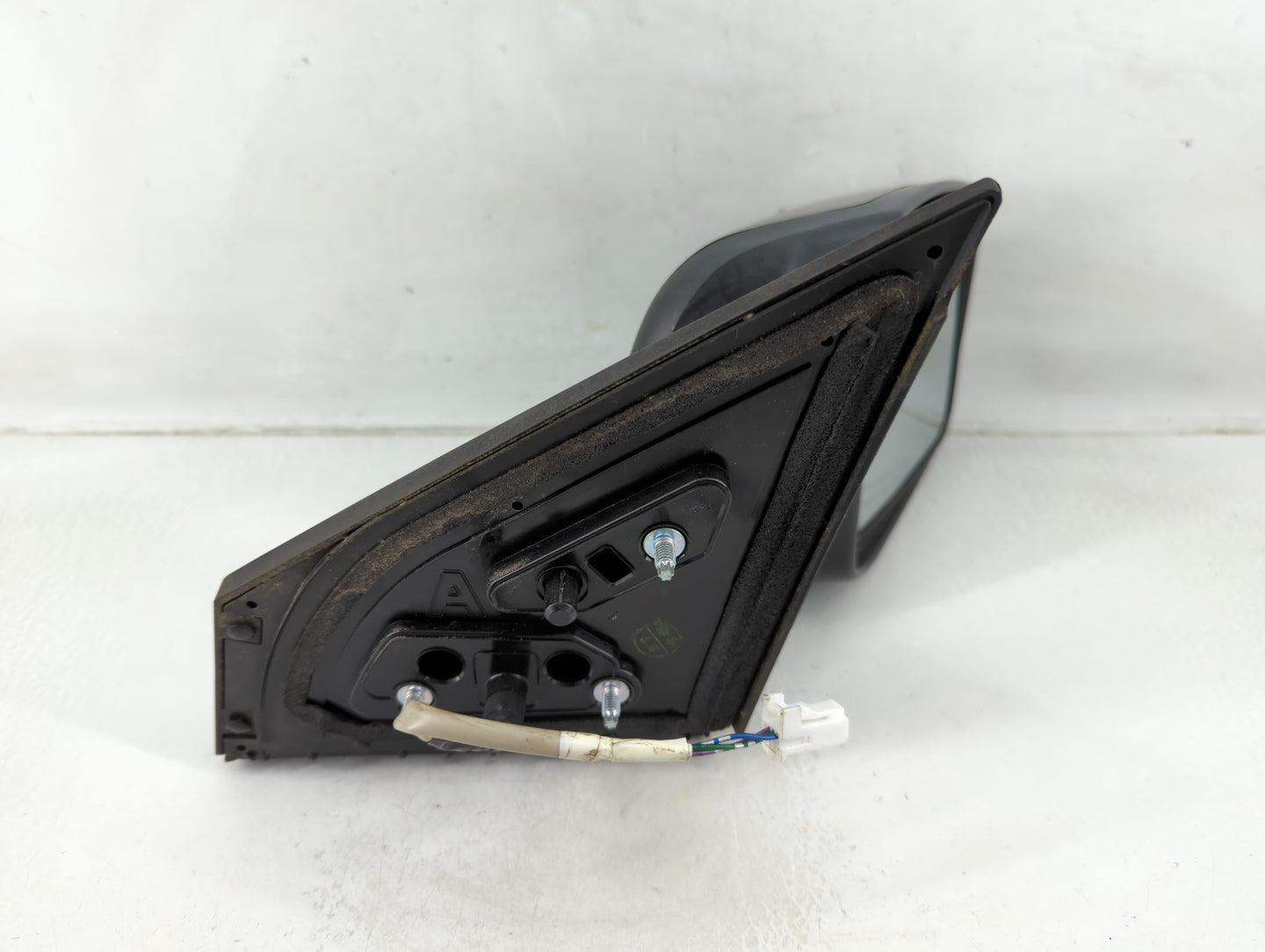 2008-2015 Nissan Rogue Passenger Side View Mirror - Right Door Mirror OEM Used - Oemusedautoparts1.com