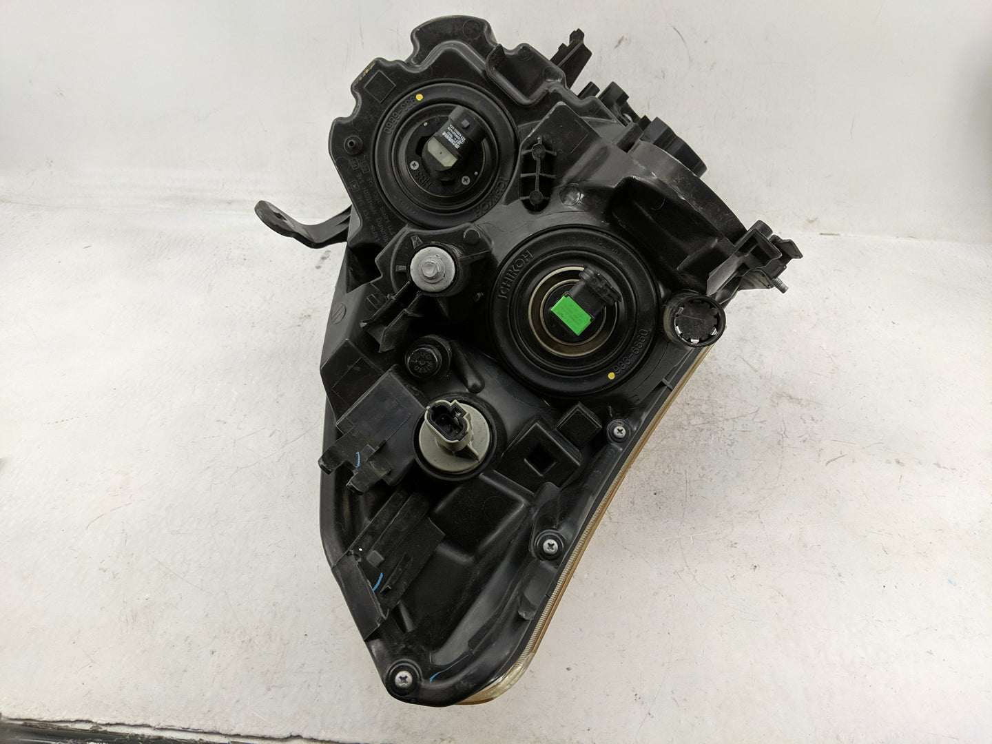 2011-2012 Nissan Rogue Driver Left Oem Head Light Headlight Lamp - Oemusedautoparts1.com