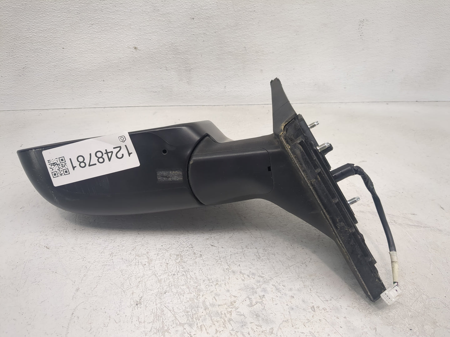 2008-2015 Nissan Rogue Driver Side View Mirror - Left Door Mirror OEM Used - Oemusedautoparts1.com