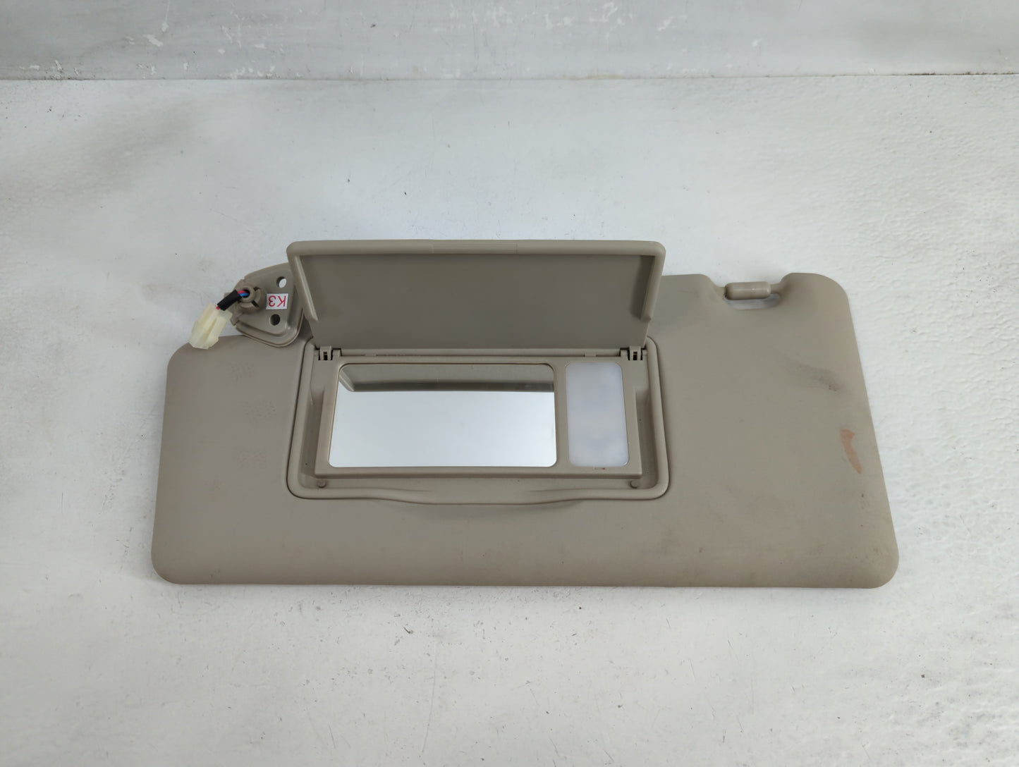 2011-2015 Nissan Rogue Sun Visor Shade Replacement Driver Left Mirror Fits Fits 2011 2012 2013 2014 2015 OEM Used Auto Parts