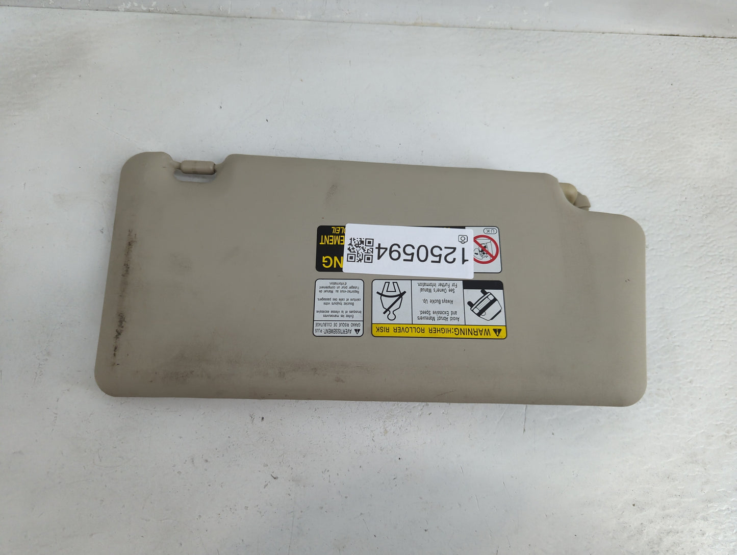2011-2015 Nissan Rogue Sun Visor Shade Replacement Driver Left Mirror Fits Fits 2011 2012 2013 2014 2015 OEM Used Auto Parts