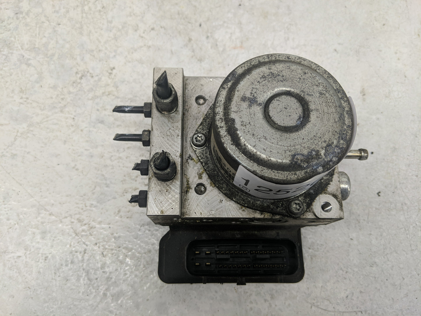 2012-2015 Nissan Rogue ABS Pump Control Module Replacement P/N:A98000E1K Fits Fits 2012 2013 2014 2015 OEM Used Auto Parts -