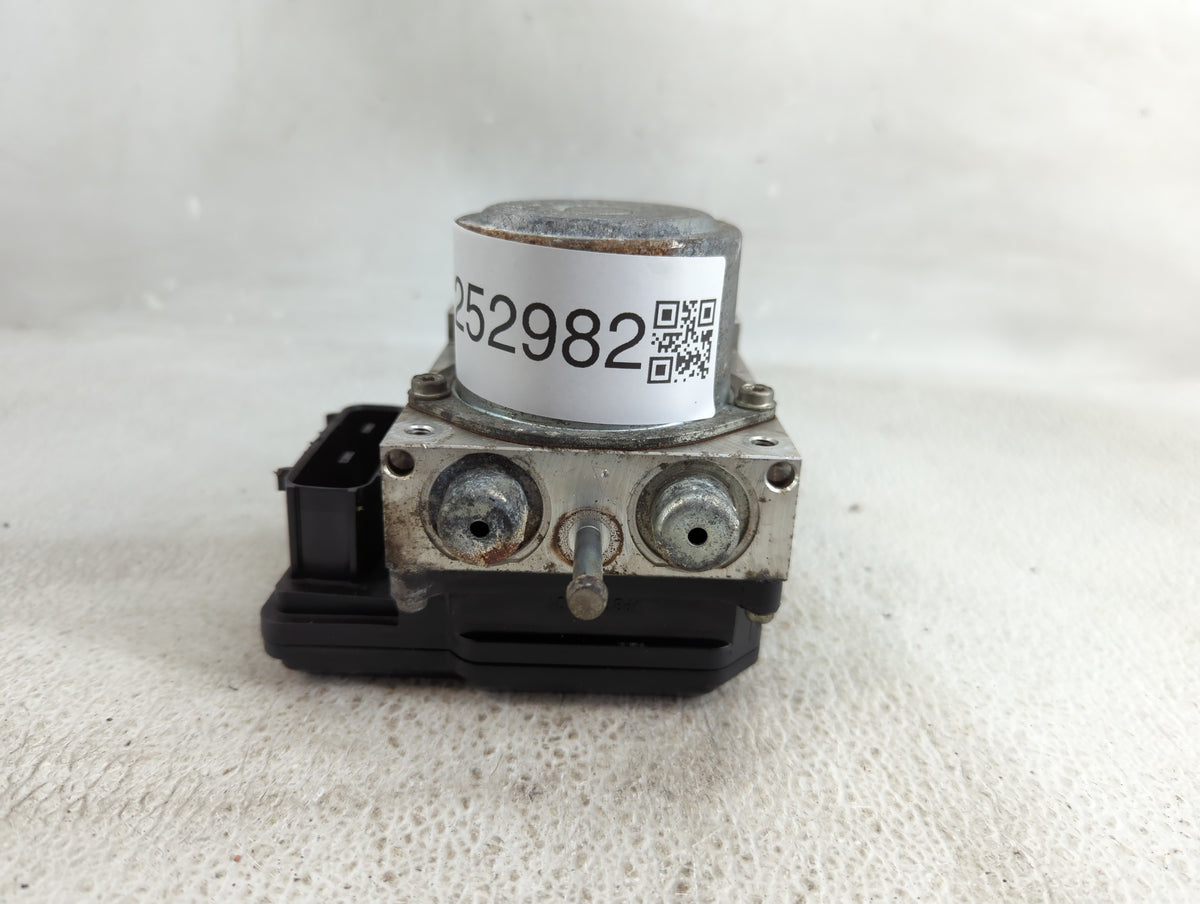 2012-2015 Nissan Rogue Anti-Lock Brake ABS Pump Module Actuator OEM Fits Fits 2012 2013 2014 2015 OEM Used Auto Parts - Oemu